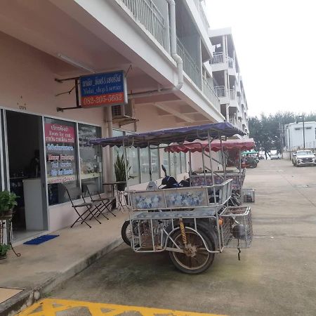 Mosaic Condominium By Malai Mae Phim Luaran gambar