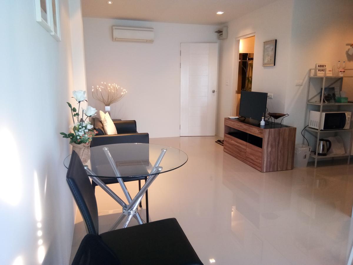 Mosaic Condominium By Malai Mae Phim Luaran gambar