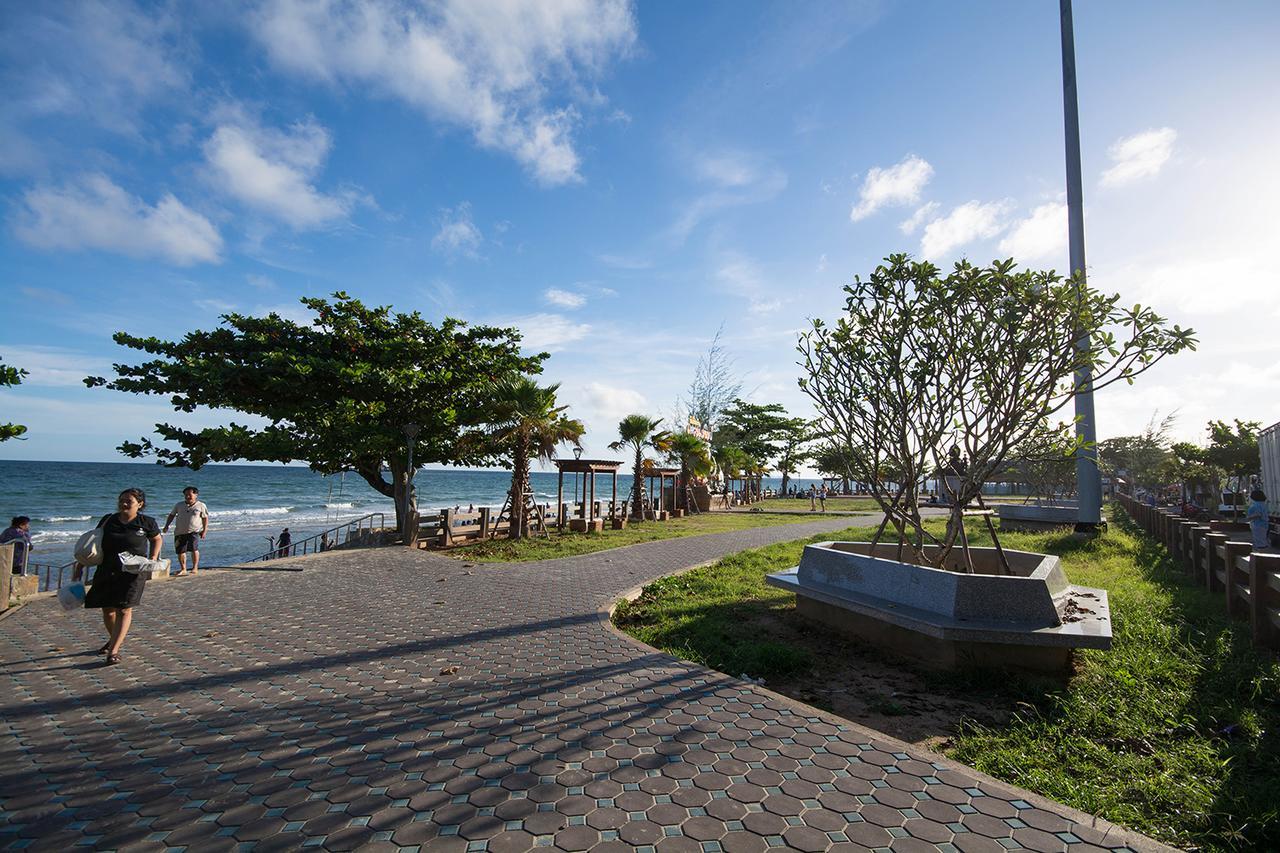 Mosaic Condominium By Malai Mae Phim Luaran gambar