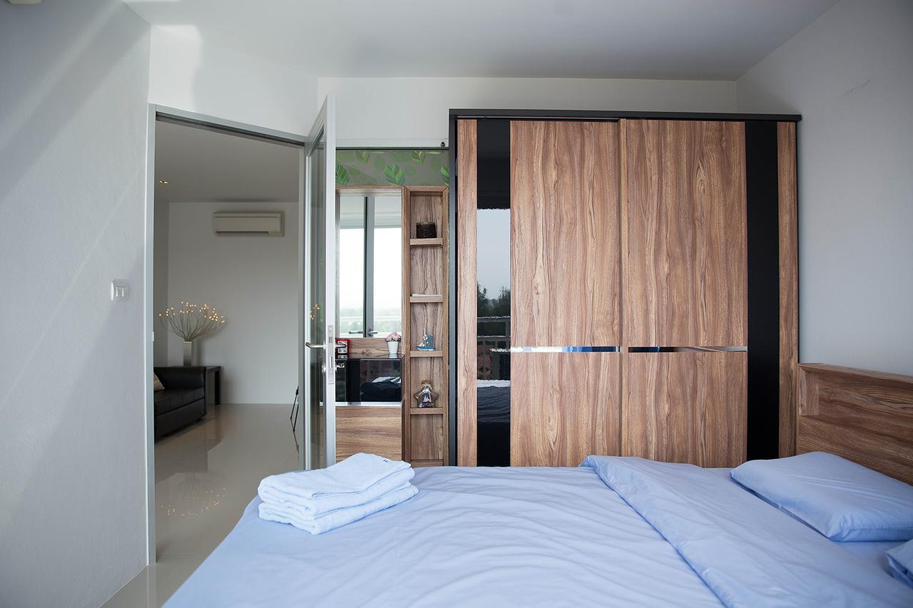 Mosaic Condominium By Malai Mae Phim Luaran gambar